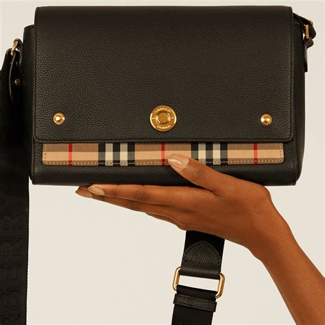 cheche femme burberry|burberry check bags for women.